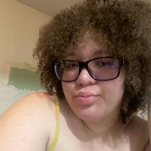 Meet your Posher, Luzlian